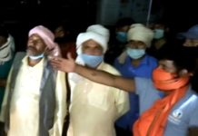 बारातियों से भरी मारुती वैन और अनियंत्रित पिकअप की आमने सामने की जोरदार भिड़ंत में तीन की मौत,पांच गंभीर रूप से घायल…