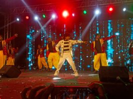 शाहरुख खान के गीतों पर डांस किया तो अचंभित हुए दिलीप सेन जैसे दिग्गज संगीतकार…