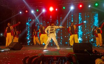 शाहरुख खान के गीतों पर डांस किया तो अचंभित हुए दिलीप सेन जैसे दिग्गज संगीतकार…